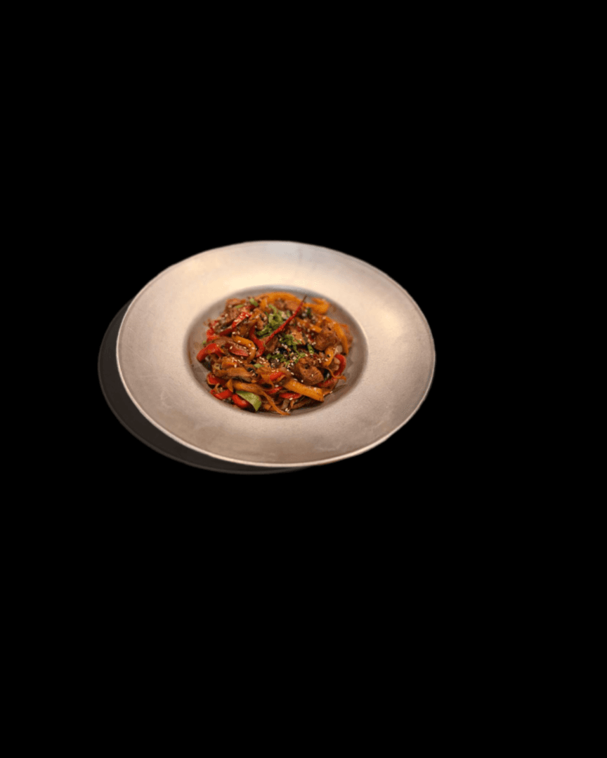 Woks: cerdo / Marisco. Opciones: Chow mein (fideos), Chow fun (arroz), Chop suey (solo verduras)